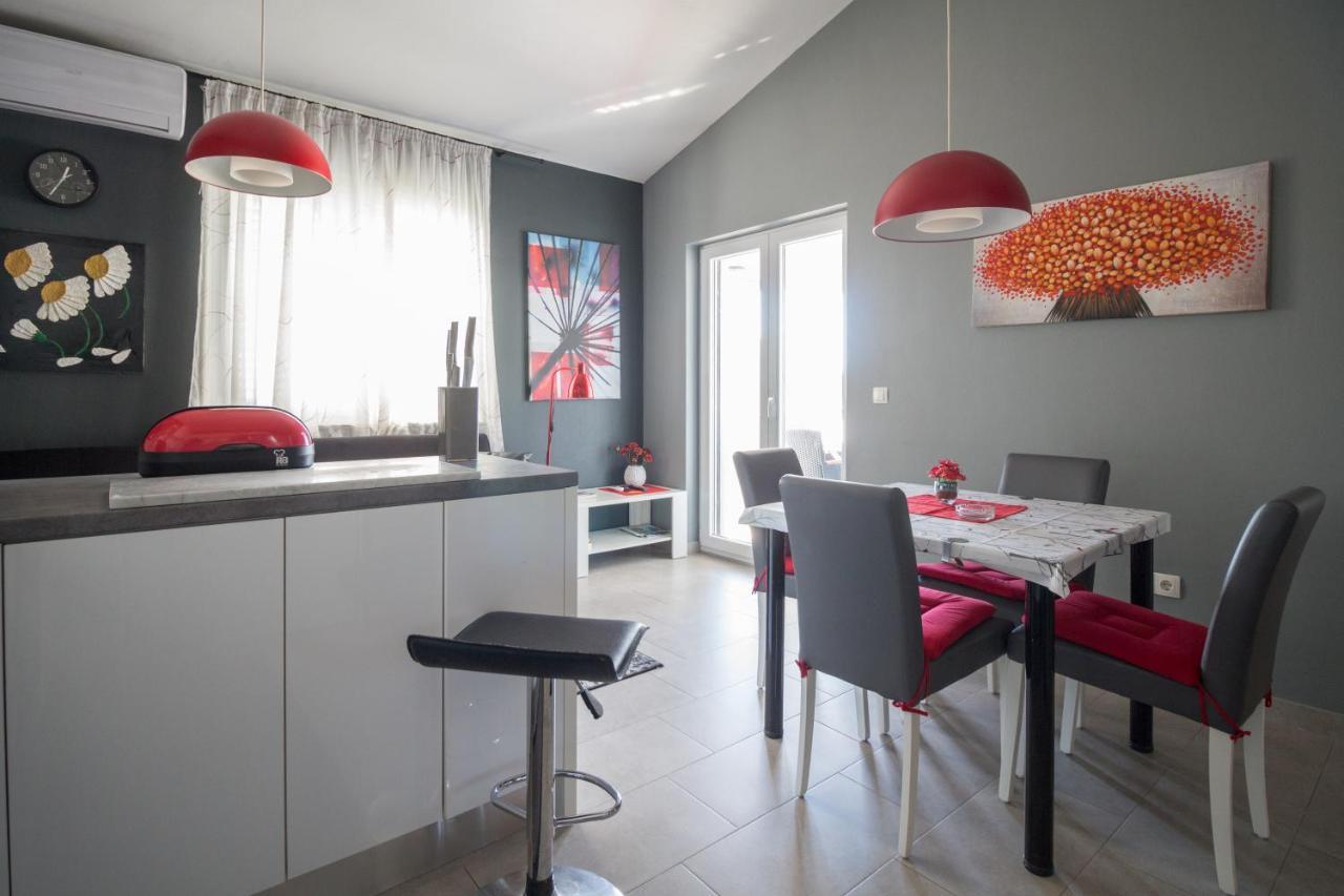 נין Holiday House Zaton מראה חיצוני תמונה